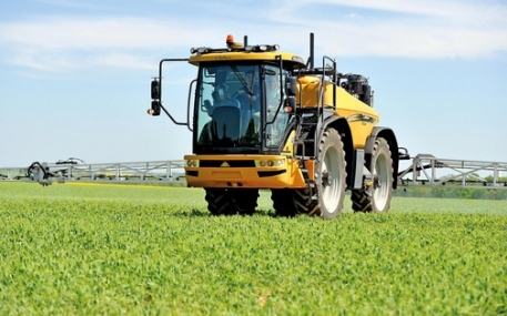 Challenger - RG600C Series Rogator Self Propelled Sprayers - photo 9